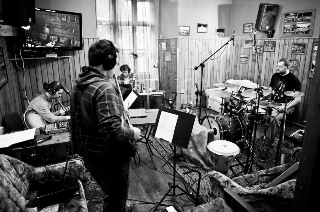 Nagranie płyt „Jak dzieci” i „Kolędy”