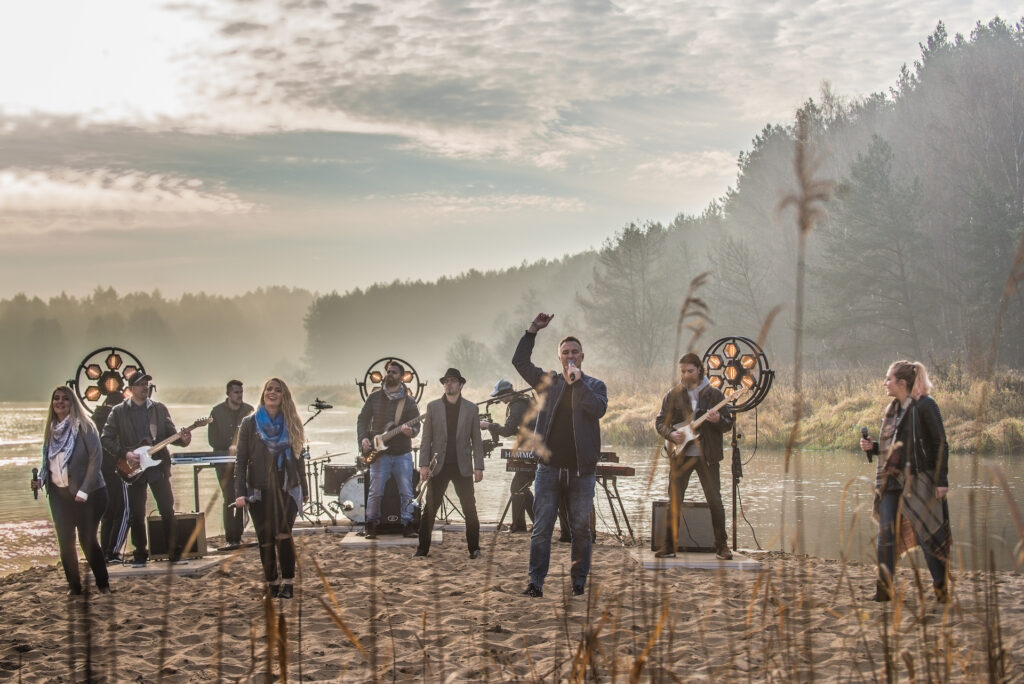 Wydanie płyty „Tu i teraz